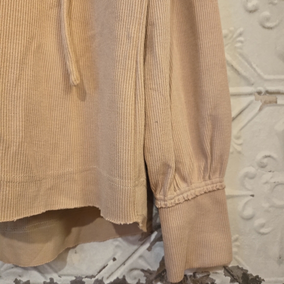 VYSN Drawstring Long Sleeve Hoodie Tan Pullover Cozy Comfy Cotton Sweater NWOT M - Picture 7 of 11